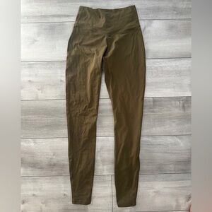 Alphalete crossover leggings